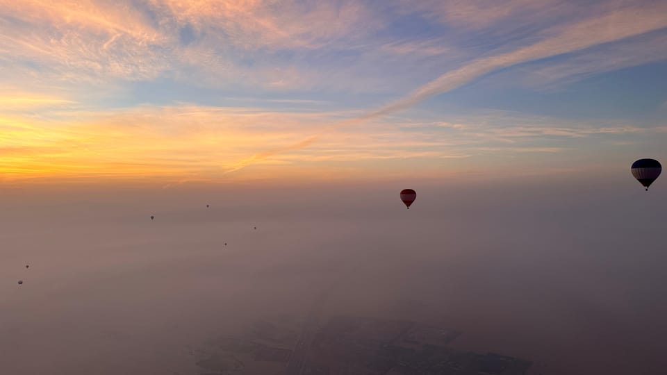 Experience the Magic of Sunrise Hot Air Balloon Flights in Dubai